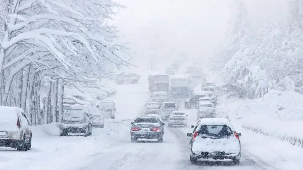 积雪破纪录:内蒙古居民怎样英勇战雪 大雪天气如何安全出行