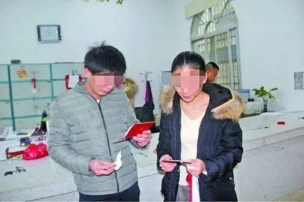 逃犯自首求先领证结婚,他为什么会犯罪?
