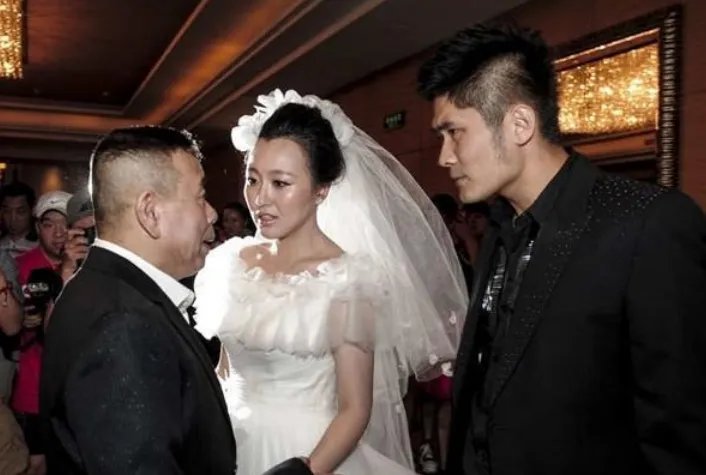 潘阳想当大明星，却被潘长江扇巴掌，出嫁后的她怎么样了？