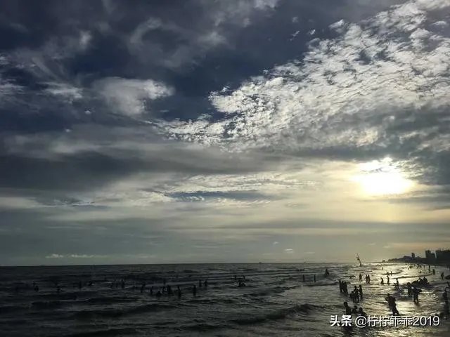 天下第一滩在哪里是茂名吗?有什么好玩的？