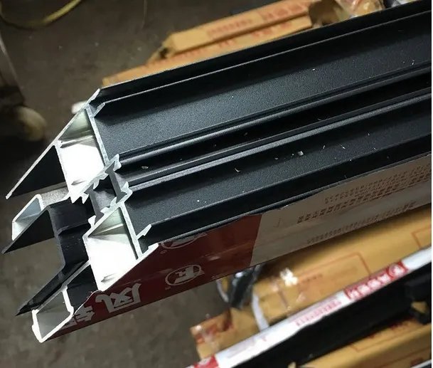 真假凤铝对比照 六招立辨真假谨防受骗!