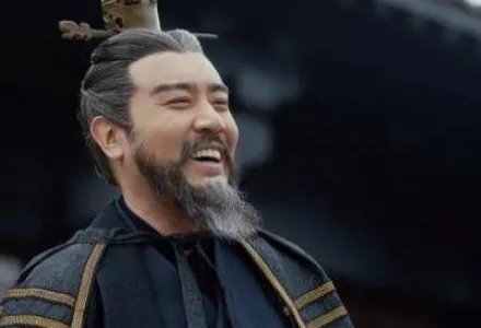 曹操曾说生子当如孙仲谋，后半句是什么？