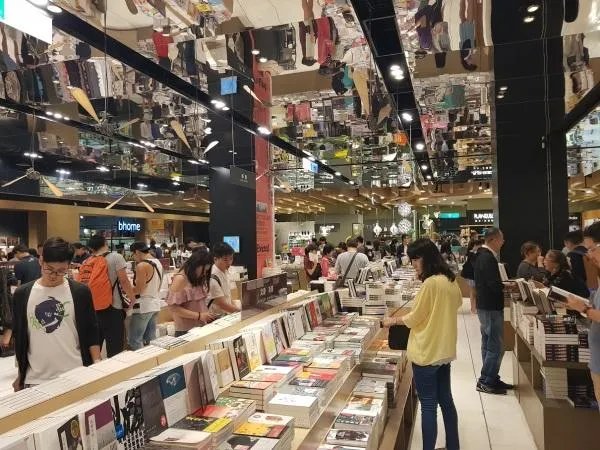 诚品书店为什么这么出名？