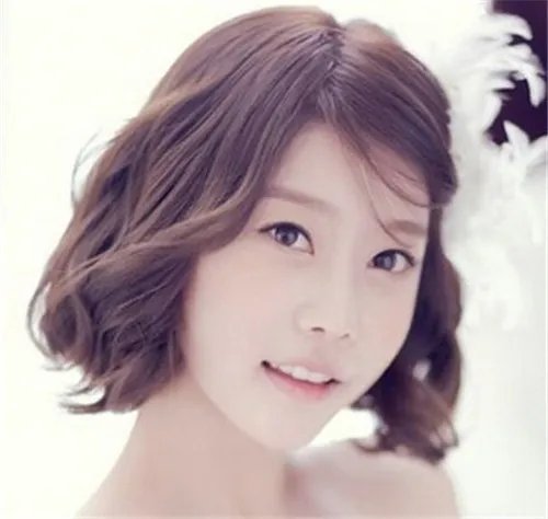 时尚新娘发型哪种好看 最适合结婚当天的发型