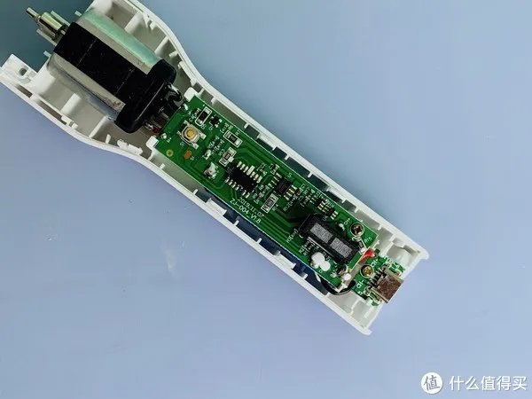 「家用理发器选购攻略」69元到底值不值？看完你就懂了____干货型硬核拆解评测