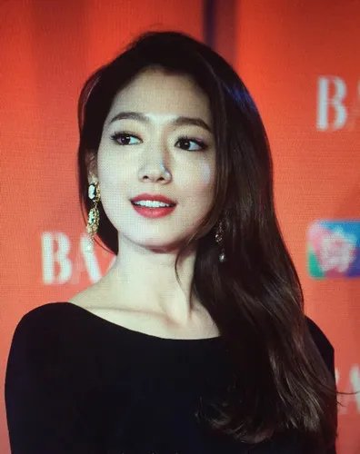 朴信惠男友黄太静资料 绯闻男友大盘点