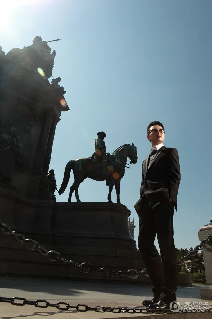 李玉刚照片图片