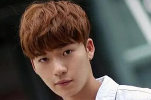 脸小的男生适合什么发型？