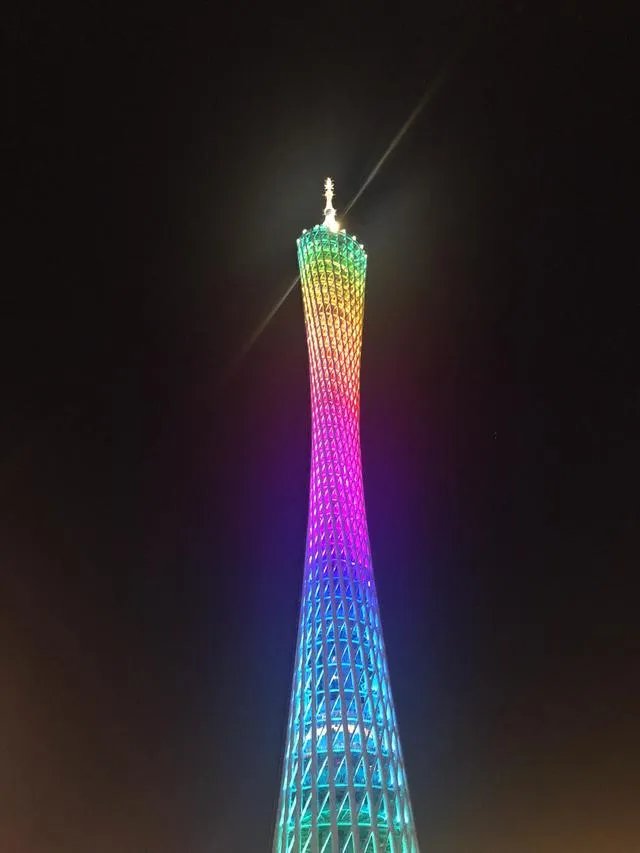 珠江夜游好玩吗