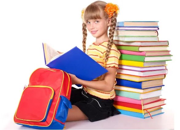 书包用英语怎么说