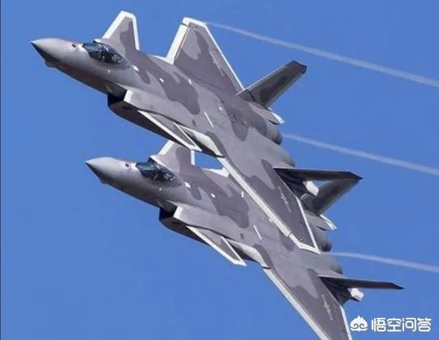 歼-20如果要改进，会有哪些演变方向，可以整体放大变为战斗轰炸机吗？