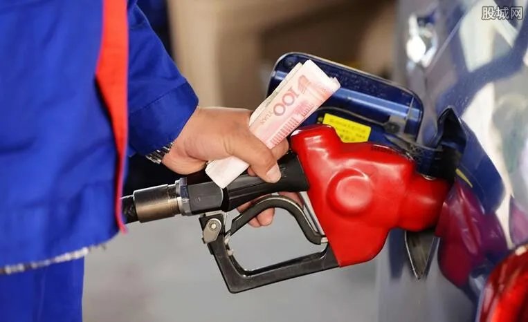 今日油价查询一览表 2019年油价走势如何？