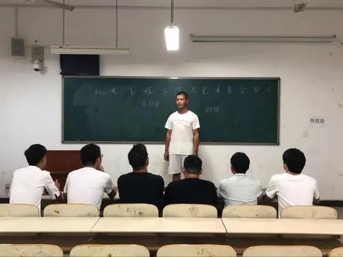 学生会面试时常问哪些问题？