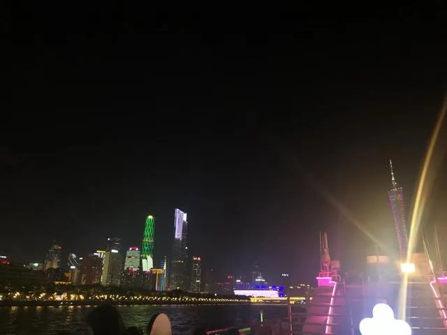 珠江夜游好玩吗