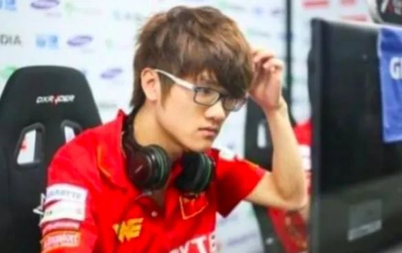 年仅27岁若风就立遗嘱？自曝退役电竞之路的原因！