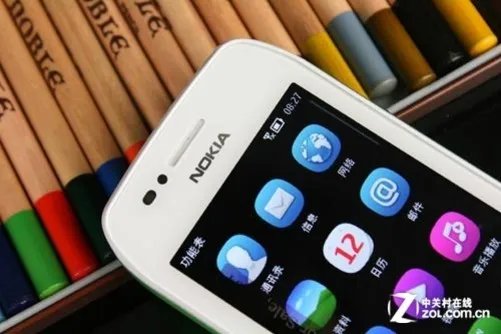 1GHz多彩贝拉支持NFC 行货诺基亚603评测