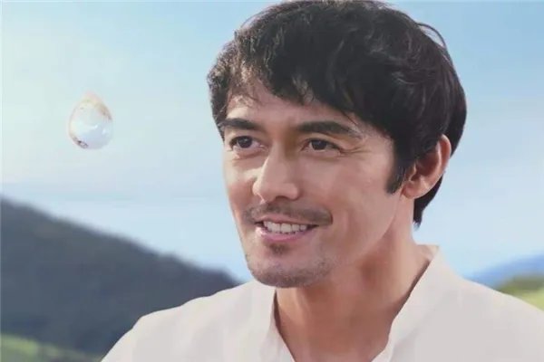 10大日本高颜值男明星：小栗旬上榜，木村拓哉第一