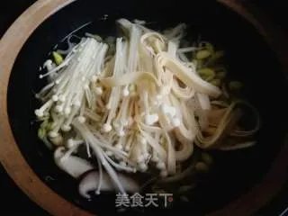 鸭血粉丝汤