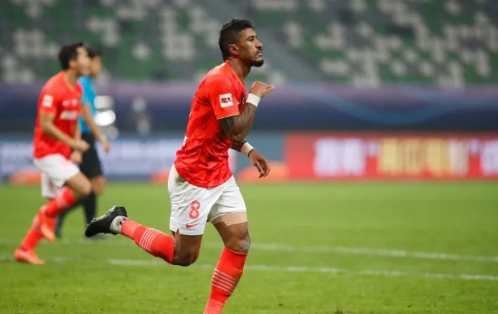 北京国安1-3不敌广州恒大的比赛里,奥古斯托的表现如何?