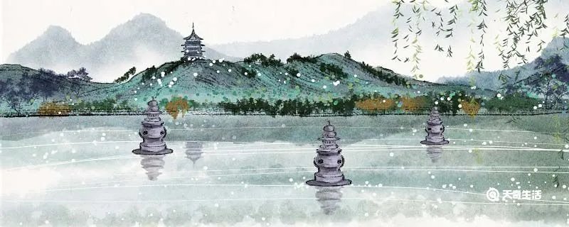 毕竟西湖六月中全诗的意思