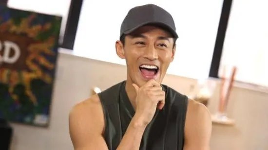 曝林峯张馨月大婚 花千万五地设宴再购亿元豪宅