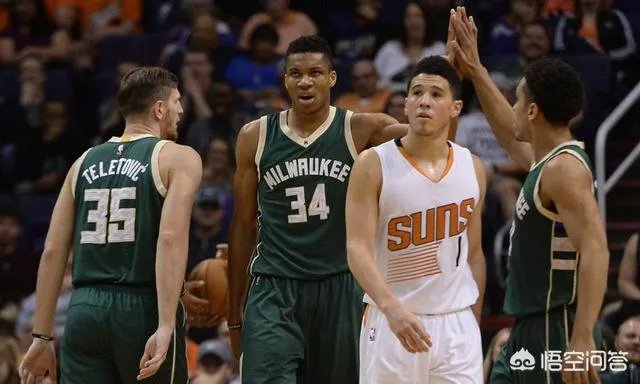 德文布克的防守真的很差吗？有说他是刷子，但今年开季这几场比赛下来感觉打的很好，你怎么看？