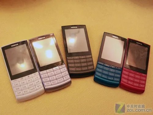 时尚WIFI手机 诺基亚X3-02售价不足1400