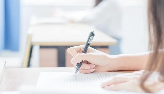 描写夏天的四字词语 描写夏天的四字词语有哪些