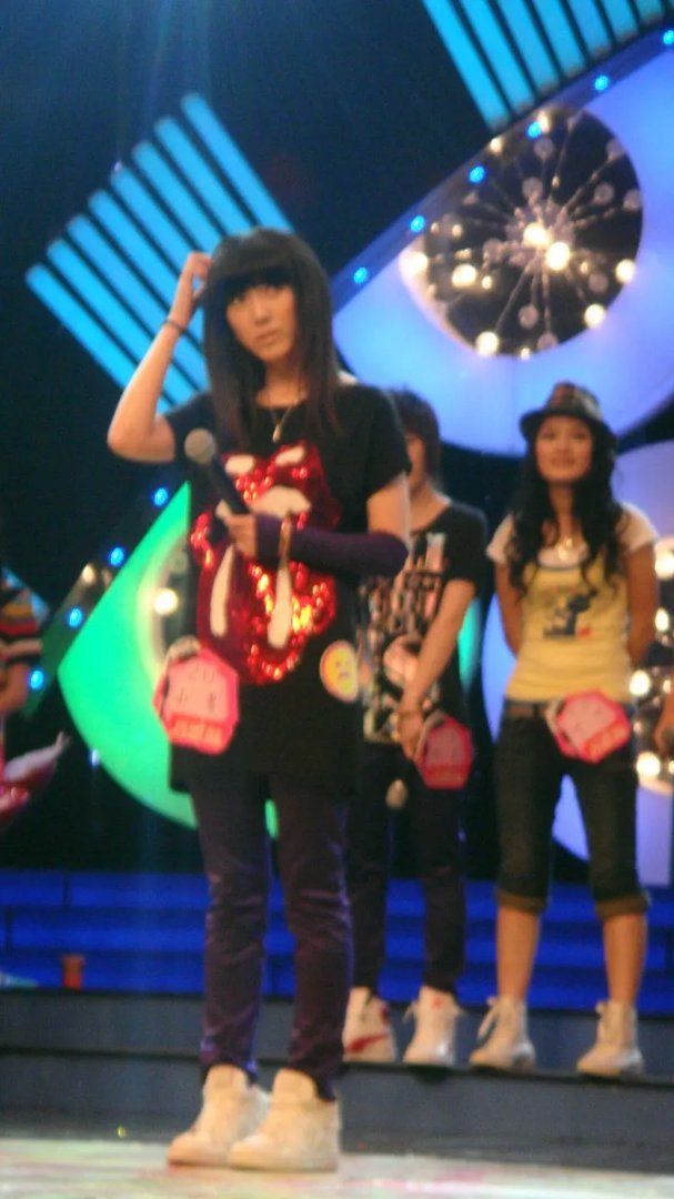 谁有刘忻长发照片?