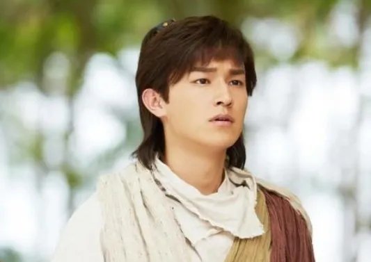 杨旭文为什么没有封杀