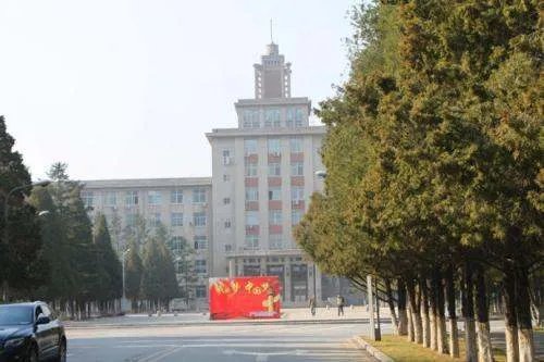 东北农业大学研究生院招不招专升本考上的本科生