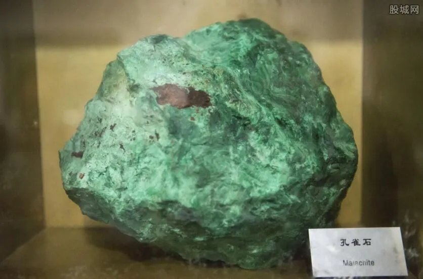 孔雀石手链价格是多少 孔雀石手链价格及图片一览