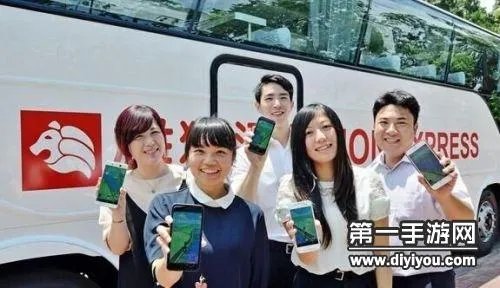 精灵宝可梦GO新商机 主题巴士吸人眼球