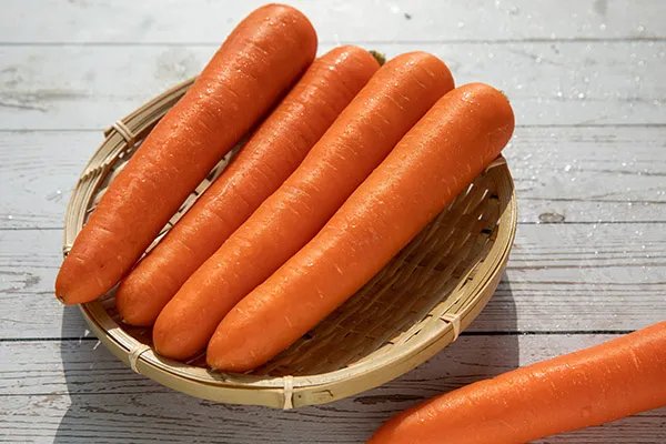 子宫内膜薄吃什么补得最快