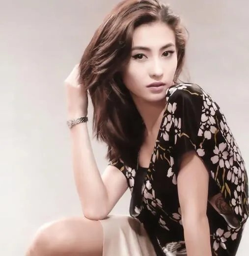 张柏芝现在和谁在一起    玉女被劈腿内幕被揭