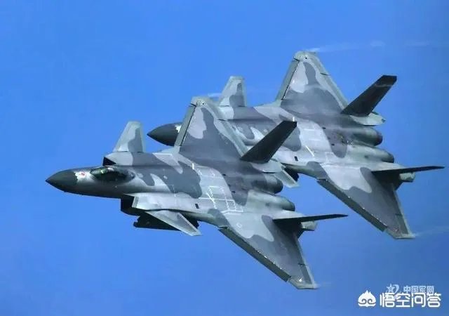 歼-20如果要改进，会有哪些演变方向，可以整体放大变为战斗轰炸机吗？