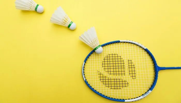 羽毛球发球规则