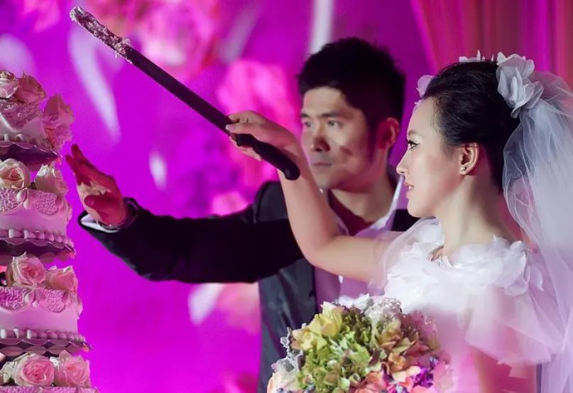 潘阳想当大明星，却被潘长江扇巴掌，出嫁后的她怎么样了？