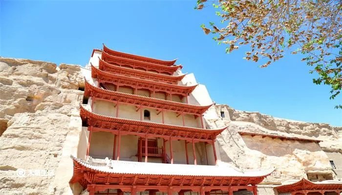 莫高窟在哪个省