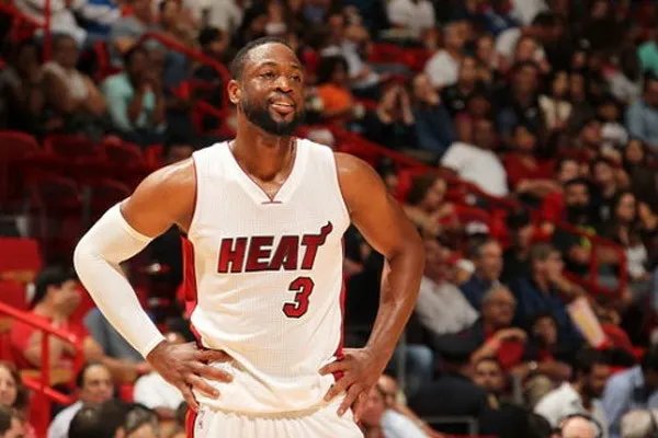 韦德为何与前妻离婚娶大10岁的尤尼恩呢？