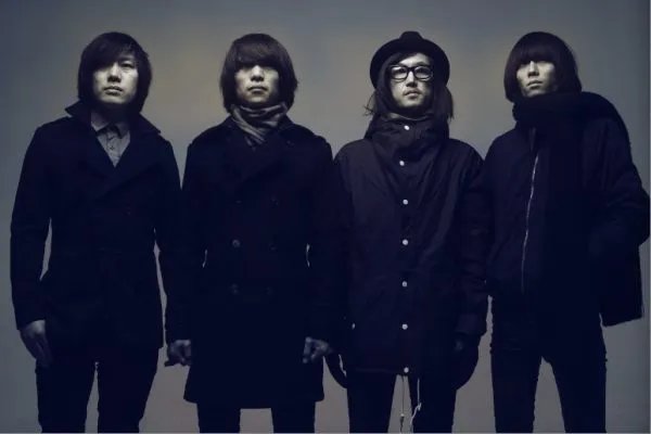 夜空中最亮的星歌词