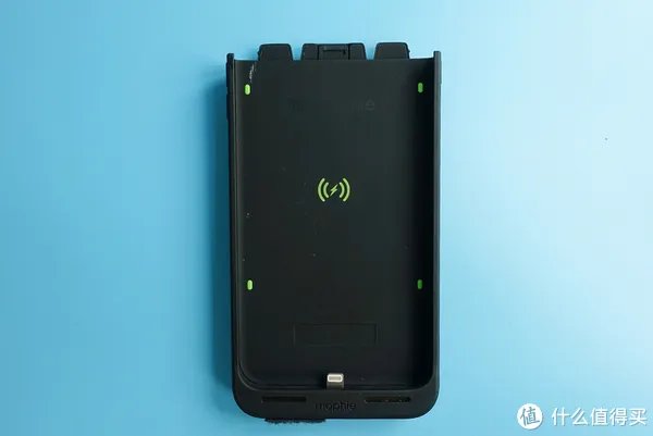 IP8最吸引我的地方，它帮我解决了—Apple 苹果 Mophie  背夹电池充电宝 使用评测