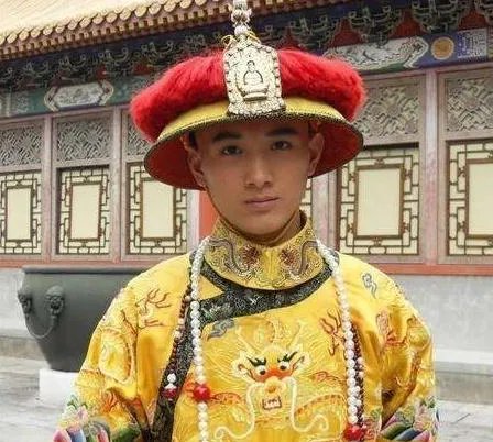 雍正的儿子一共有四个 为什么他会将皇位传给老四弘历呢