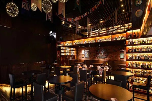 包头十大购物中心排行榜：万达广场上榜，老鼠街第一