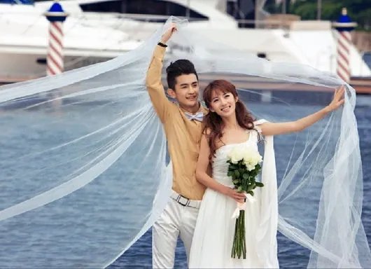 刘萌萌的老公照片曝光 “诺澜”证件照曝光疑似整容