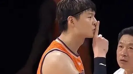 贺希宁不满大名单，任骏威太老，范子铭可能走过场，姚明有错吗？