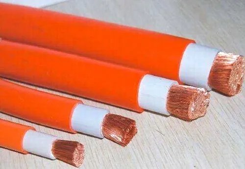 回收废电缆厂家电话？