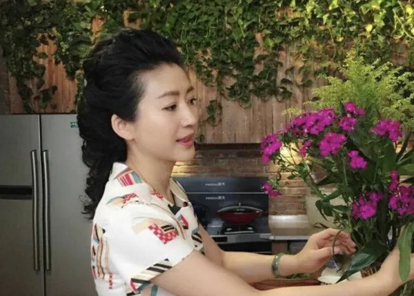 王小丫老公是谁?