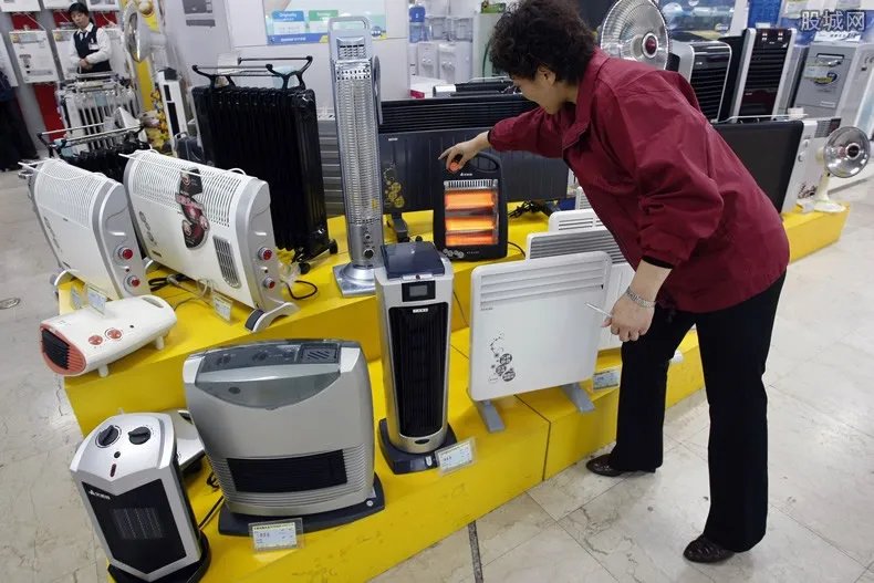 中国取暖设备火到欧洲 订单火爆工厂加急生产