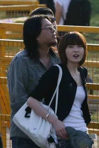 高晓松老婆劈腿照曝光 高晓松有多少个孩子